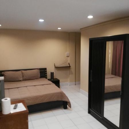 Jomtien Sunset Guesthouse Экстерьер фото